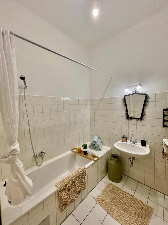 Nice Close To City Center Apartamento Viena